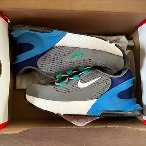 Nike Air Max 270 GO boys gray and photo blue sneakers 8c with box B1G1 50% off